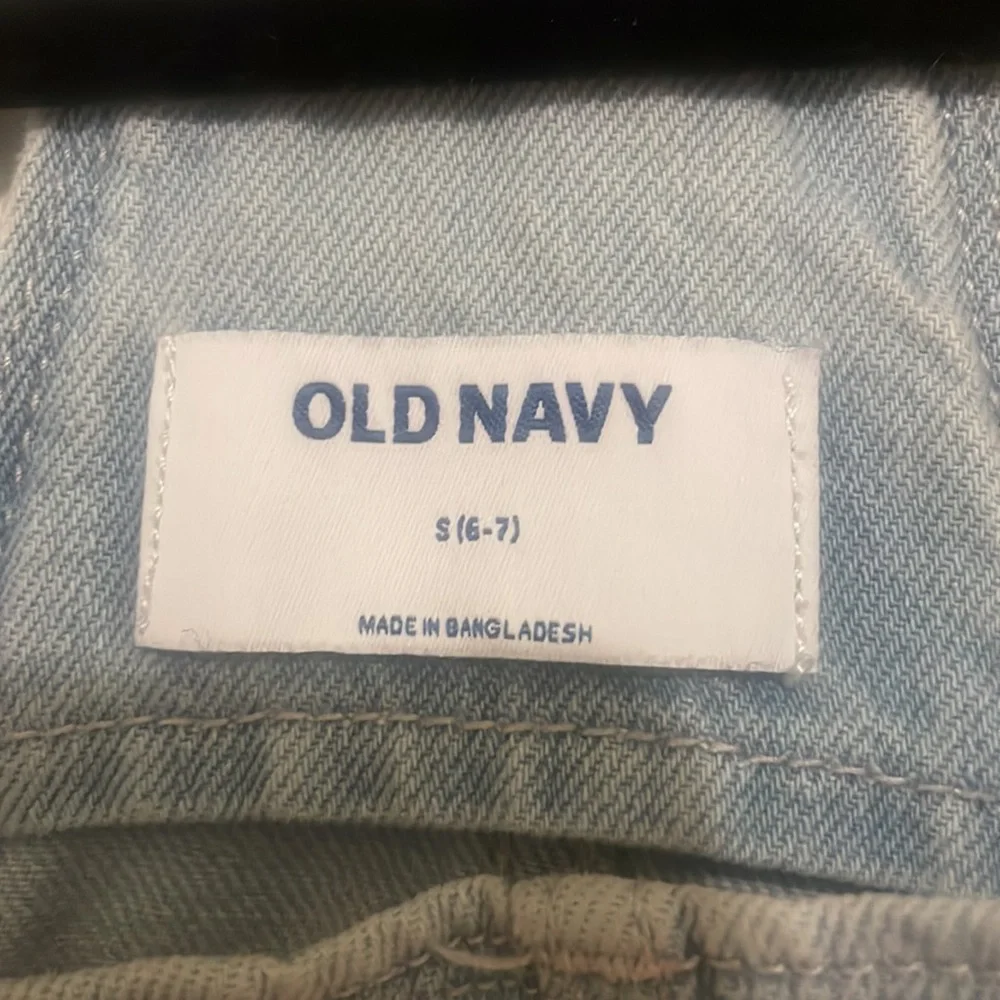 OLD NAVY Girls Size 6/7 American Flag pocketed Short Overalls